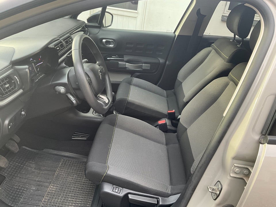 Citroën C3 1,2 PureTech 83 Shine 5d