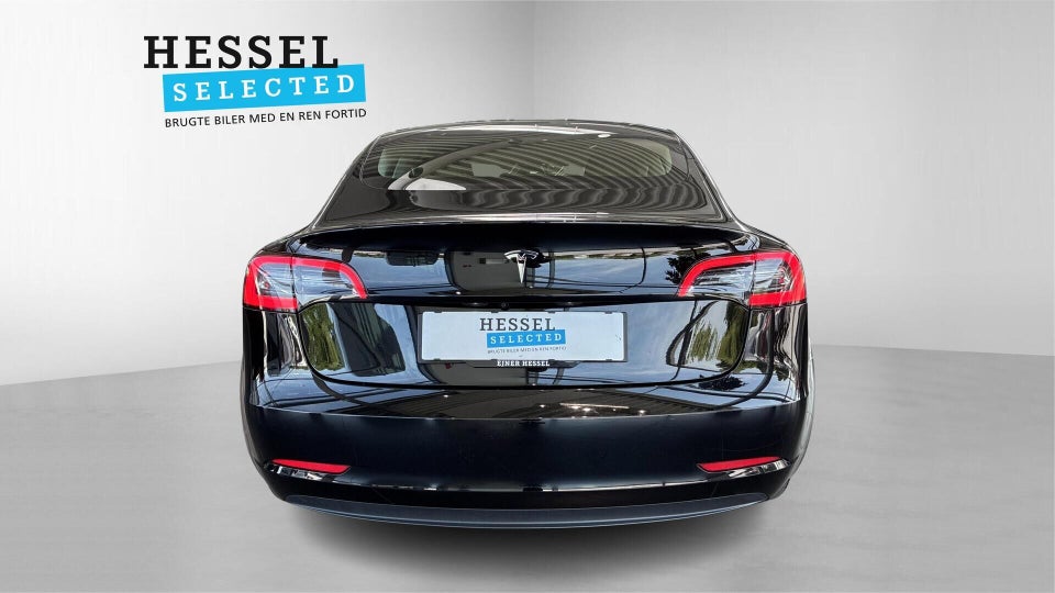 Tesla Model 3 Long Range RWD 4d