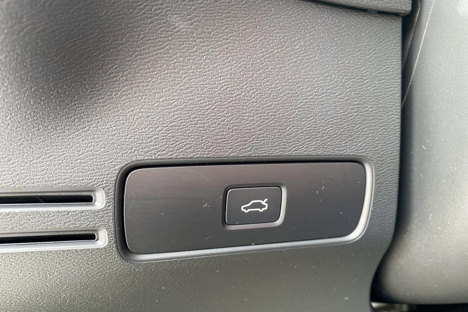 Volvo EX40 Extended Range Core 5d