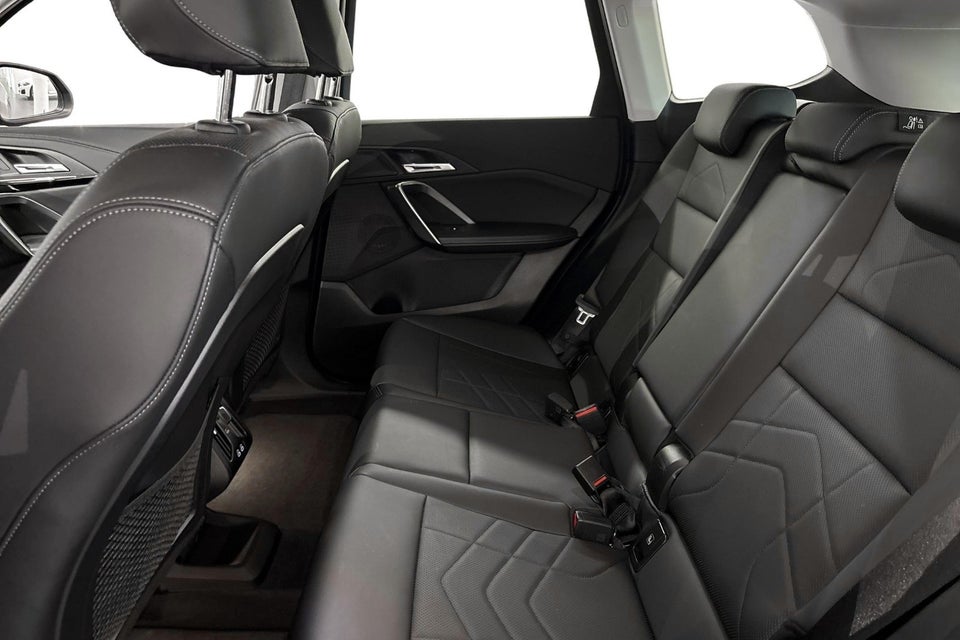 BMW iX1 eDrive20 X-Line 5d