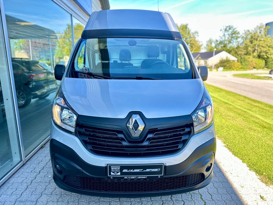 Renault Trafic T29 1,6 dCi 145 L2H2