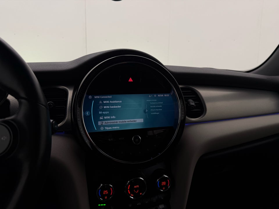 MINI Cooper SE Classic Trim 3d