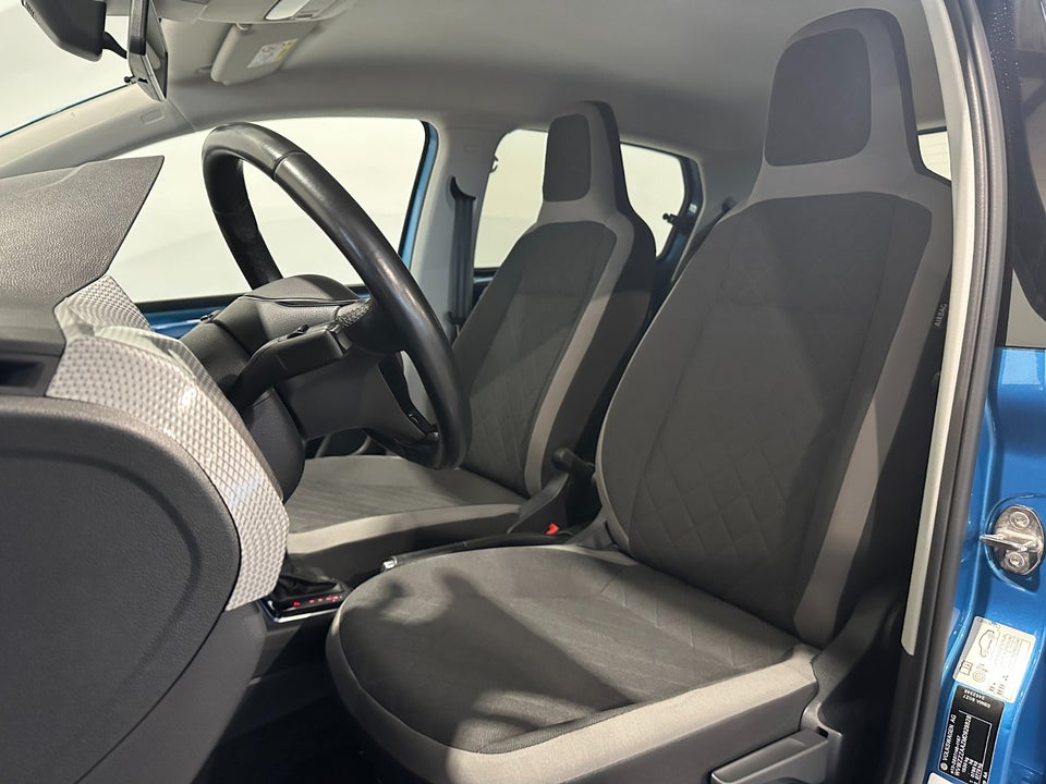 VW e-Up! Move Up! 5d