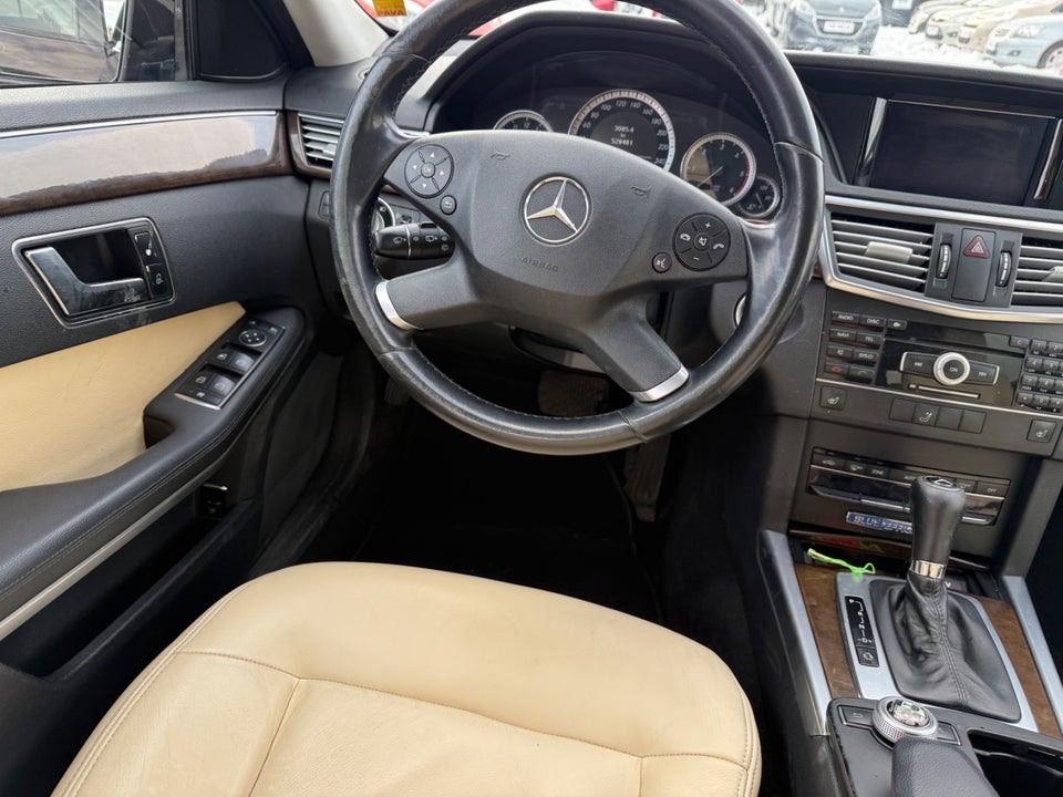 Mercedes E200 2,2 CDi stc. aut. BE 5d