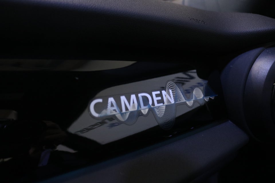 MINI Cooper SE Camden 3d