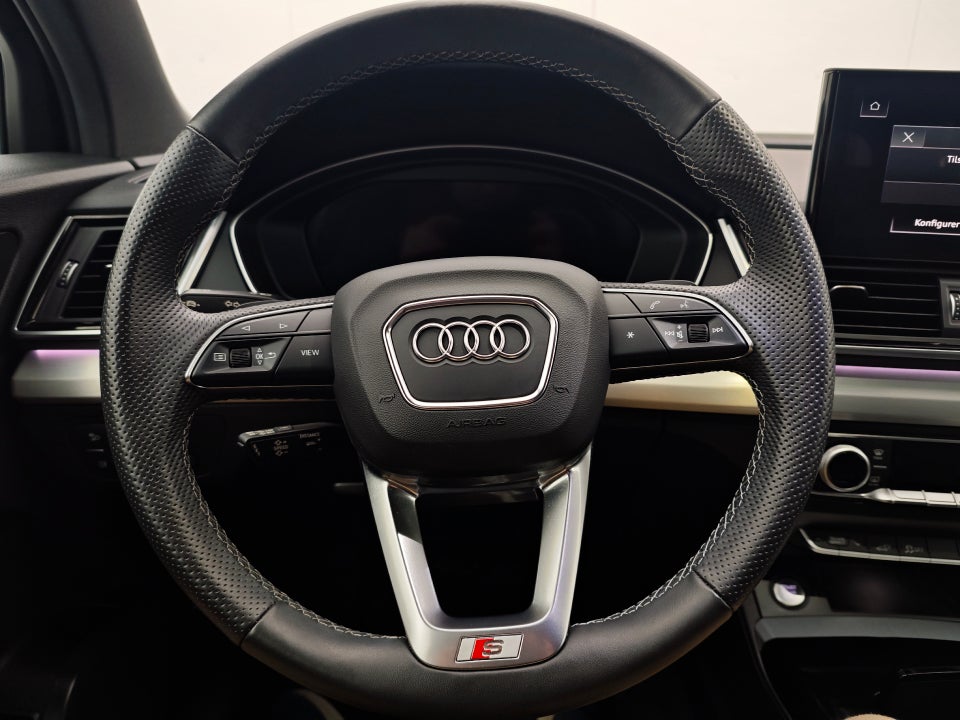 Audi Q5 50 TFSi e S-line quattro S-tr. 5d
