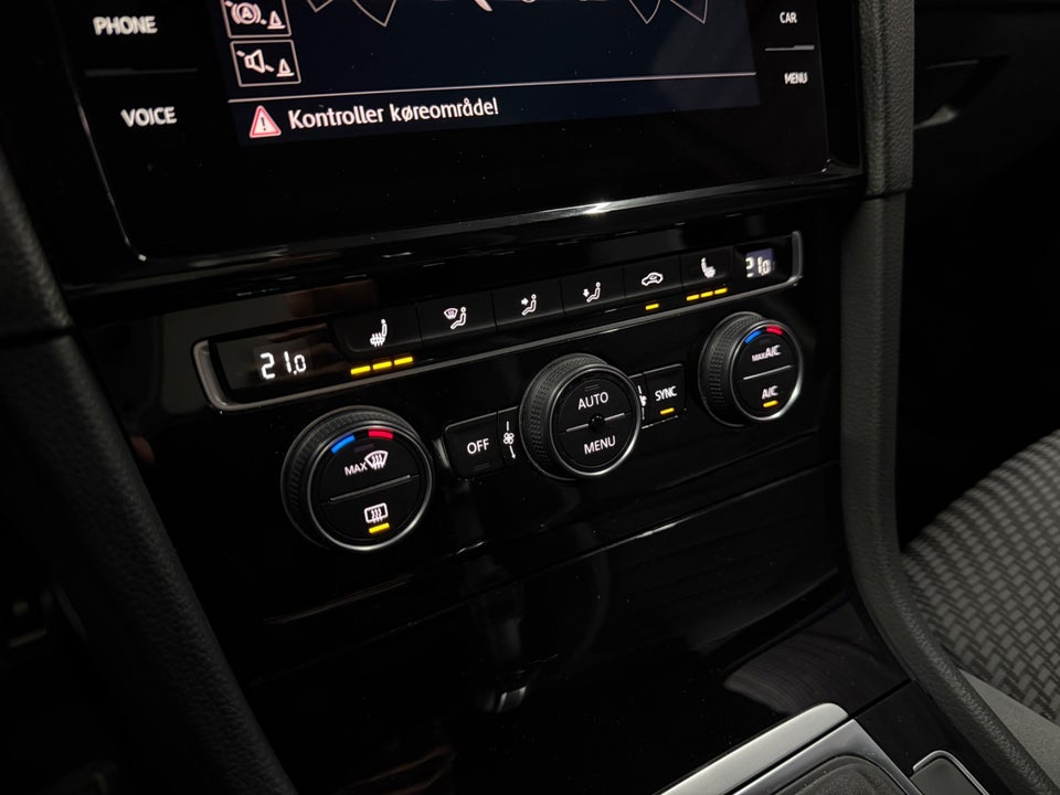 VW Golf VII 1,5 TSi 150 R-line DSG 5d