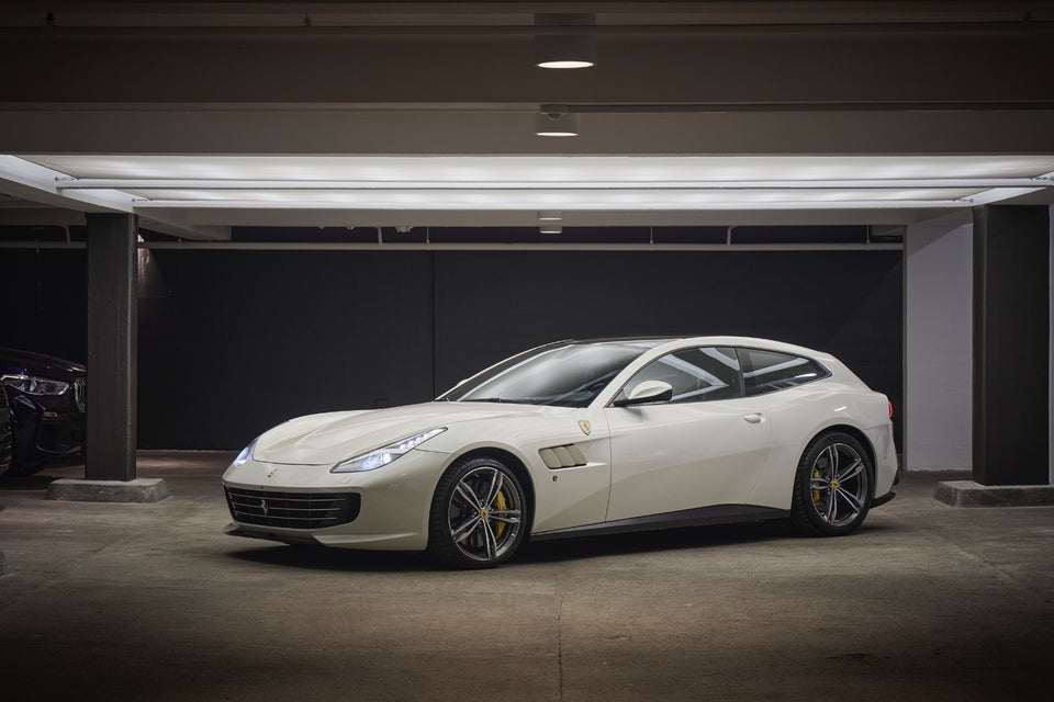 Ferrari GTC4Lusso 6,3 DCT 2d