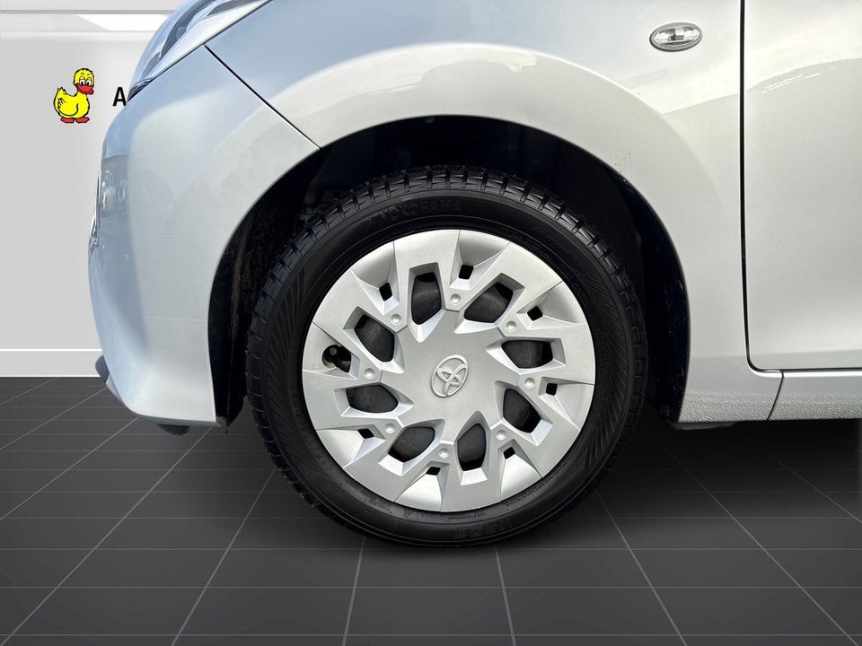 Toyota Aygo 1,0 VVT-i x-pression 5d