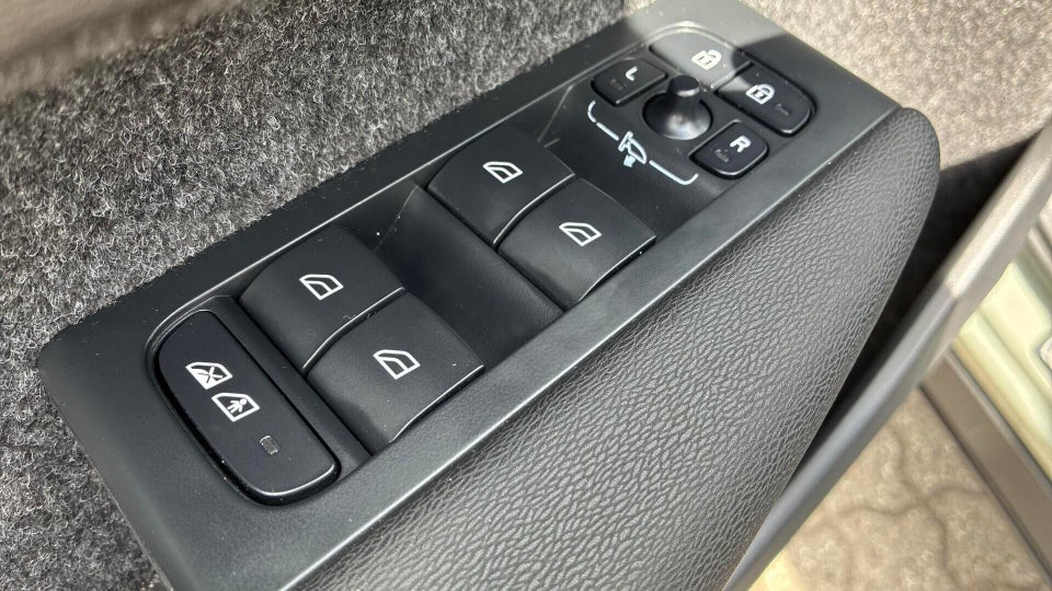 Volvo XC40 P6 ReCharge Plus 5d