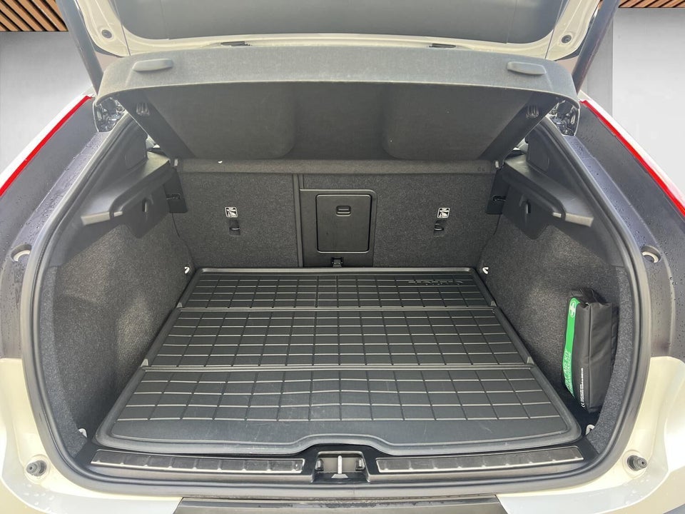 Volvo EC40 Extended Range Core 5d