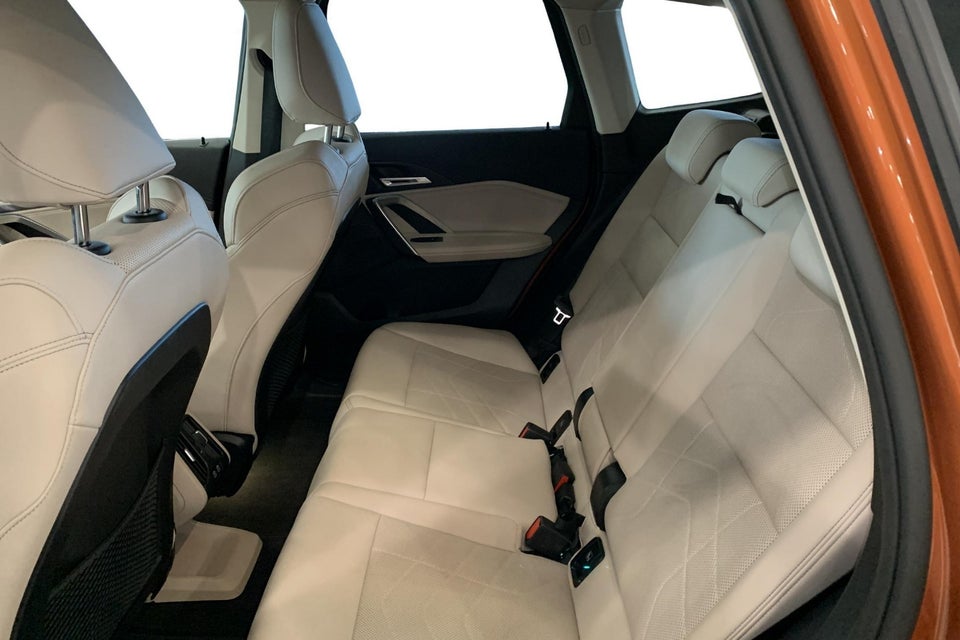 BMW iX1 xDrive30 X-Line 5d