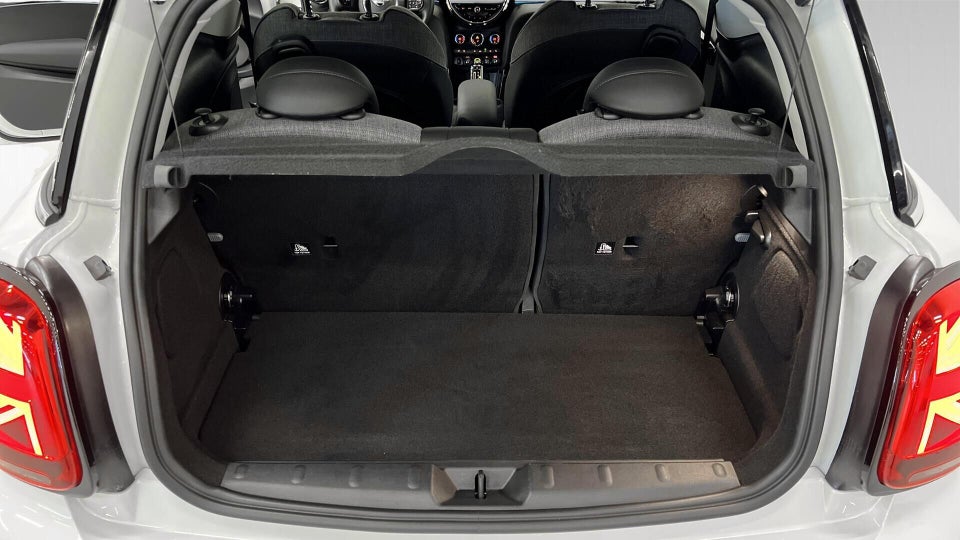 MINI Cooper SE Classic Trim 3d