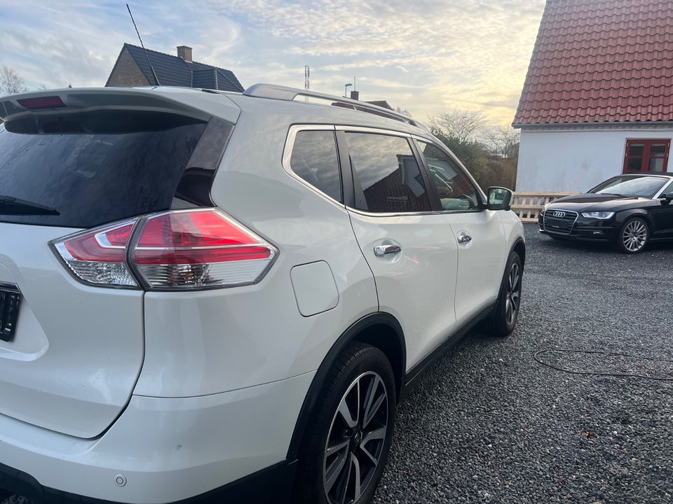 Nissan X-Trail 1,6 Dig-T 163 Tekna 5d