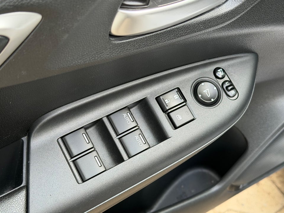 Honda Jazz 1,3 i-VTEC Elegance 5d