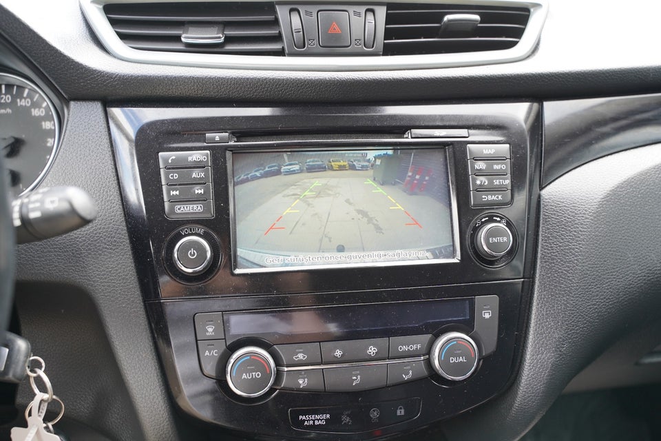 Nissan Qashqai 1,2 Dig-T 115 Acenta Connect 5d