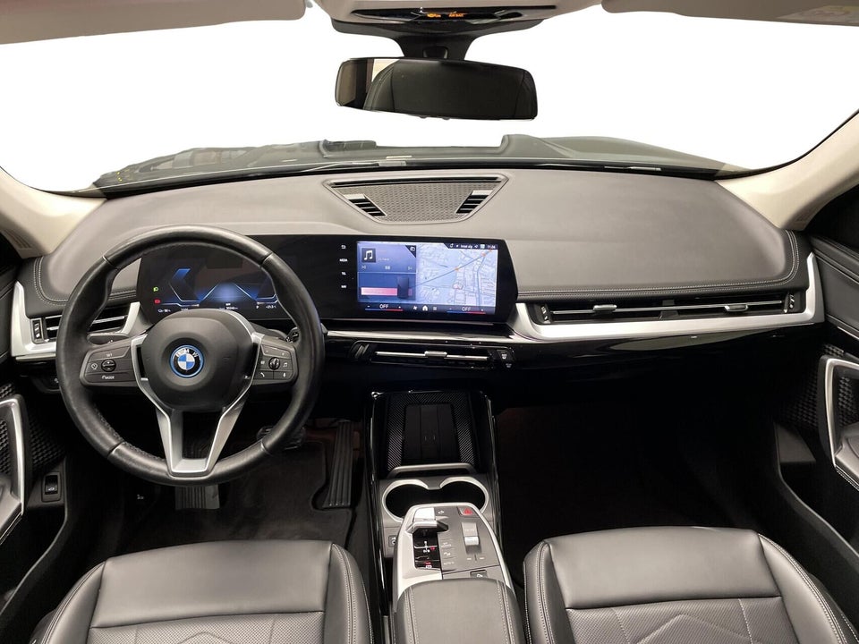 BMW iX1 eDrive20 X-Line 5d