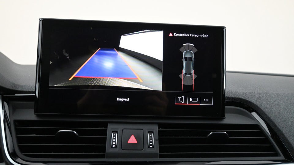 Audi Q5 55 TFSi e S-line quattro S-tr. 5d