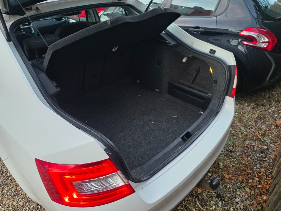 Skoda Octavia 1,8 TSi 180 Elegance DSG 5d