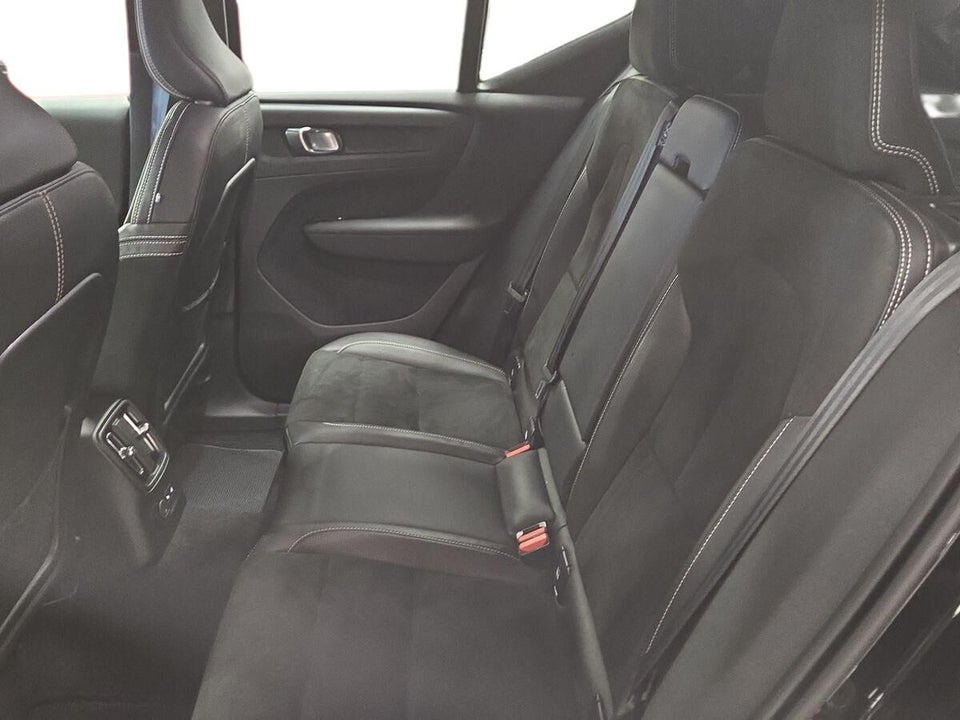 Volvo XC40 1,5 T5 ReCharge R-Design aut. 5d