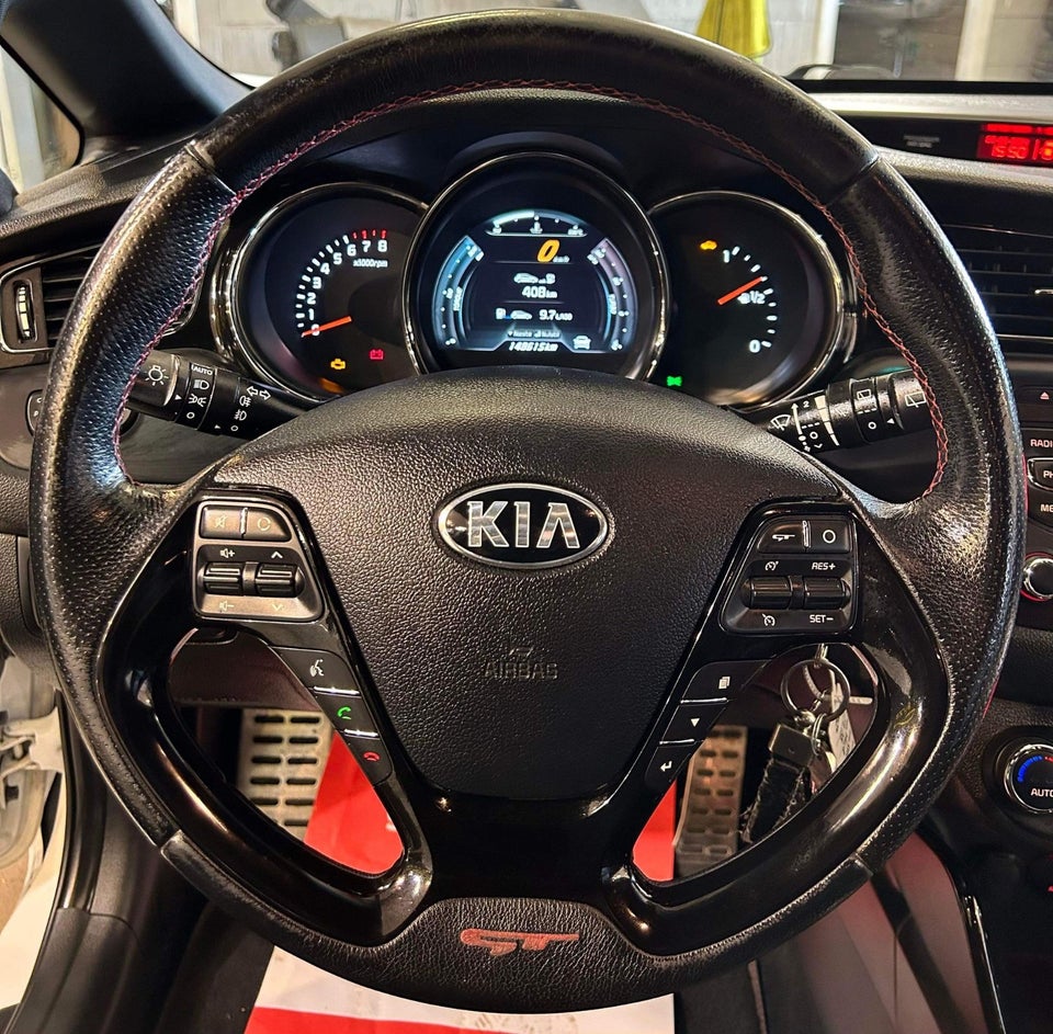 Kia Ceed 1,6 GDi GT 5d