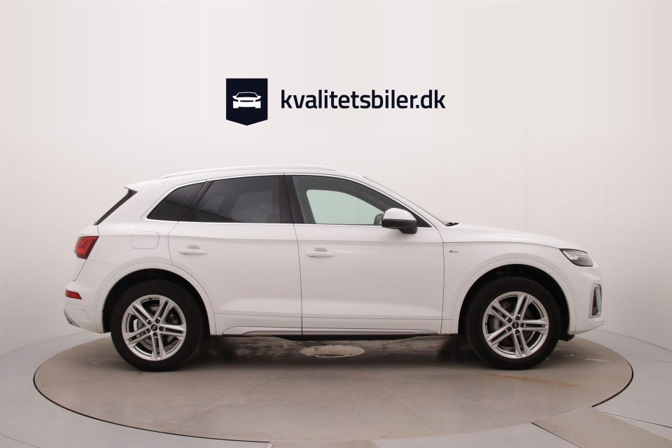 Audi Q5 50 TFSi e S-line quattro S-tr. 5d