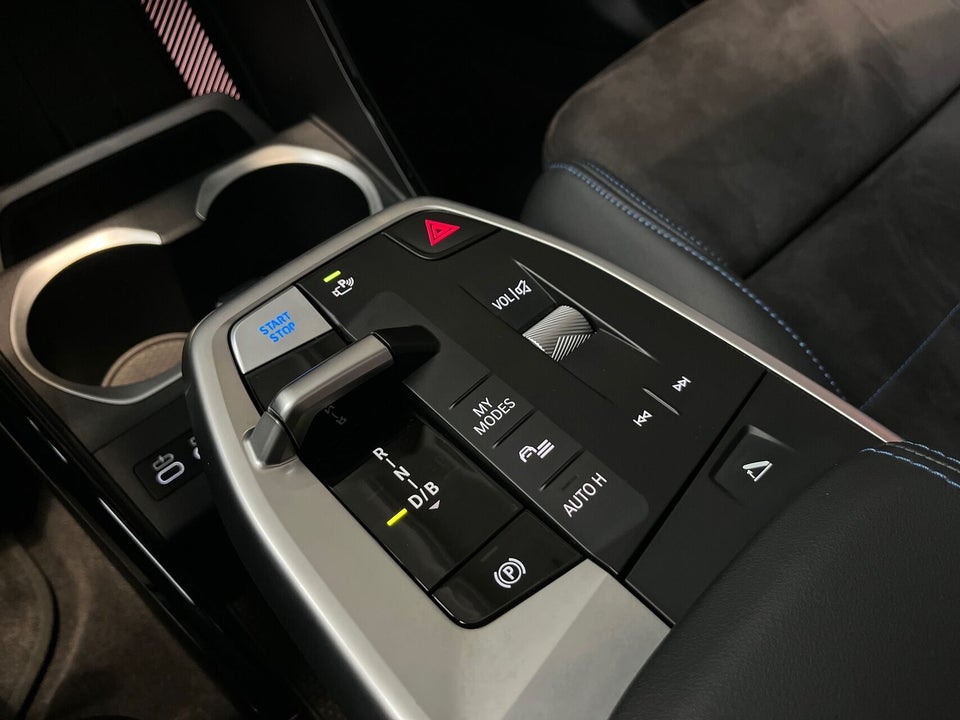 BMW iX1 eDrive20 M-Sport 5d