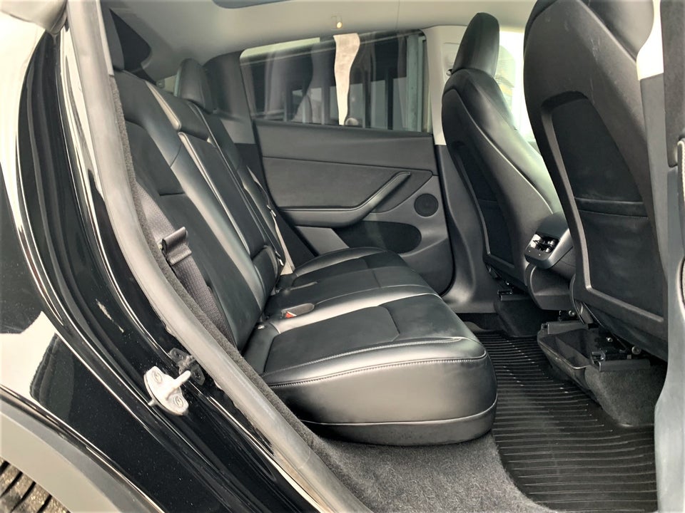 Tesla Model Y Performance AWD 5d