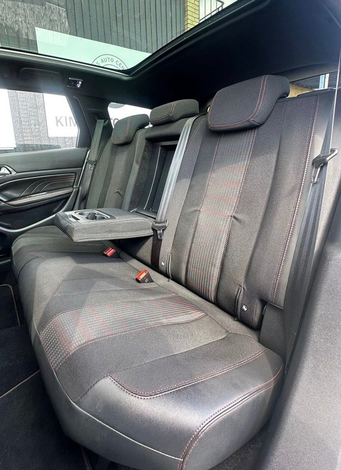 Peugeot 308 1,2 PureTech 130 GT Line EAT8 5d