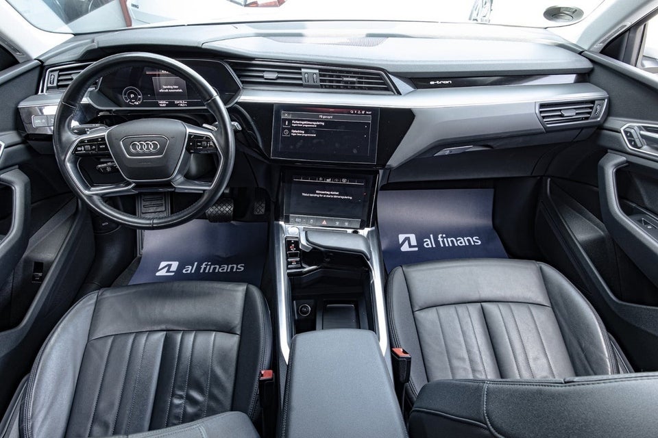 Audi e-tron 55 quattro 5d