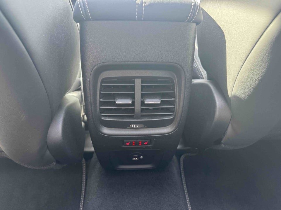 Ford Kuga 2,5 PHEV ST-Line X CVT 5d