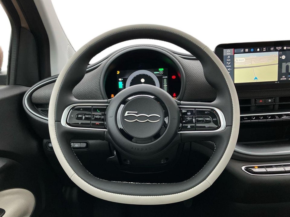 Fiat 500e 42 la Prima 3+1 4d