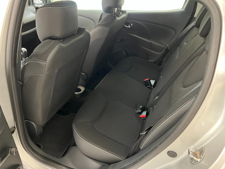 Renault Clio IV 0,9 TCe 90 Expression 5d