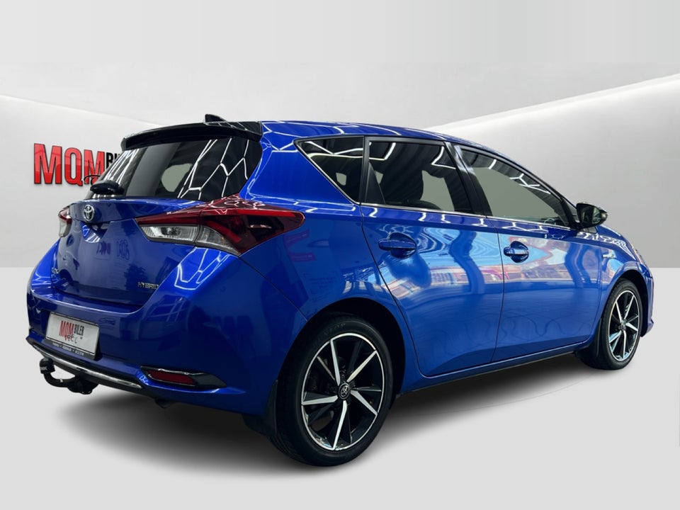 Toyota Auris 1,8 Hybrid H2 Selected CVT 5d