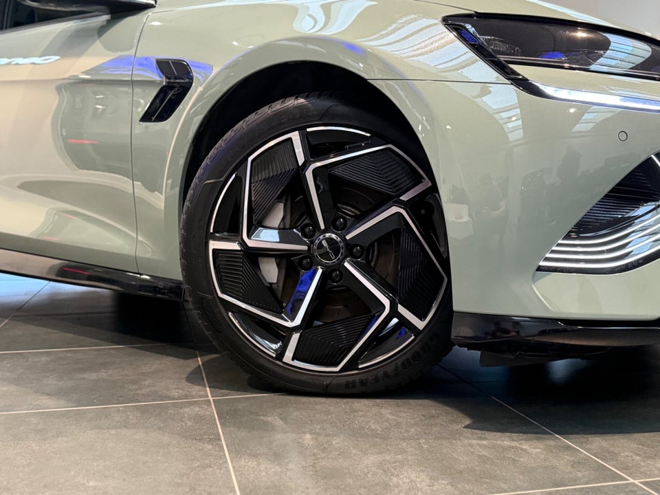 BYD Seal 86 Excellence AWD 4d