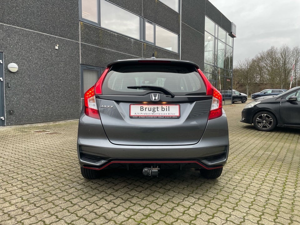 Honda Jazz 1,5 i-VTEC Dynamic 5d