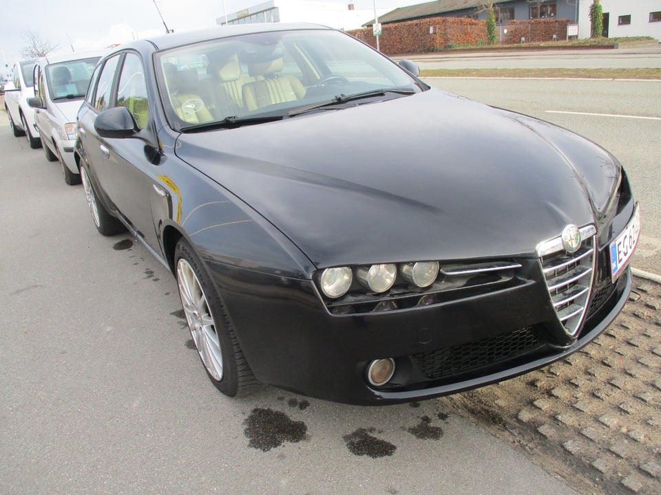 Alfa Romeo 159 2,2 JTS Sportwagon 5d