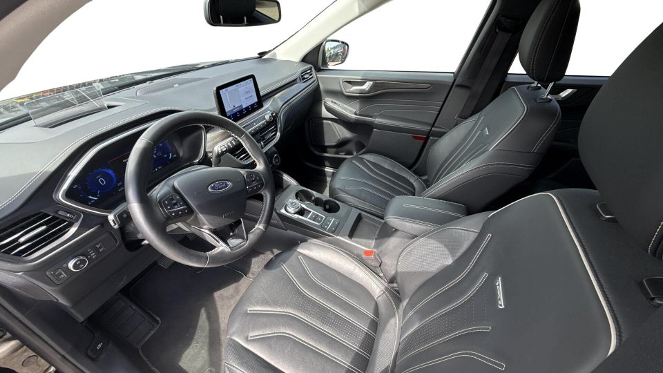 Ford Kuga 2,5 PHEV Vignale CVT 5d