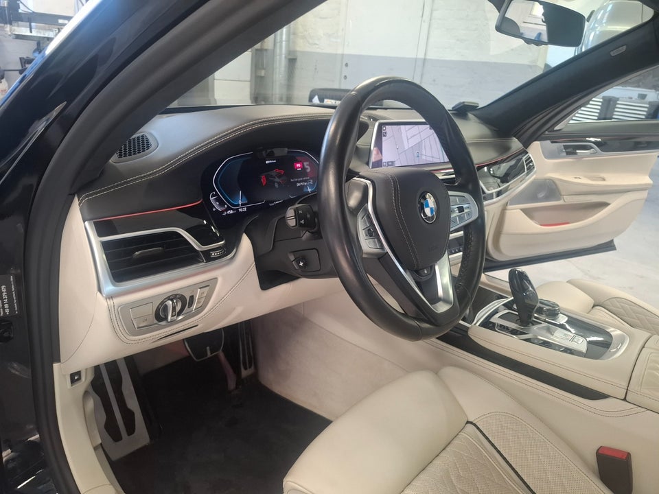 BMW 745Le 3,0 M-Sport xDrive aut. 4d