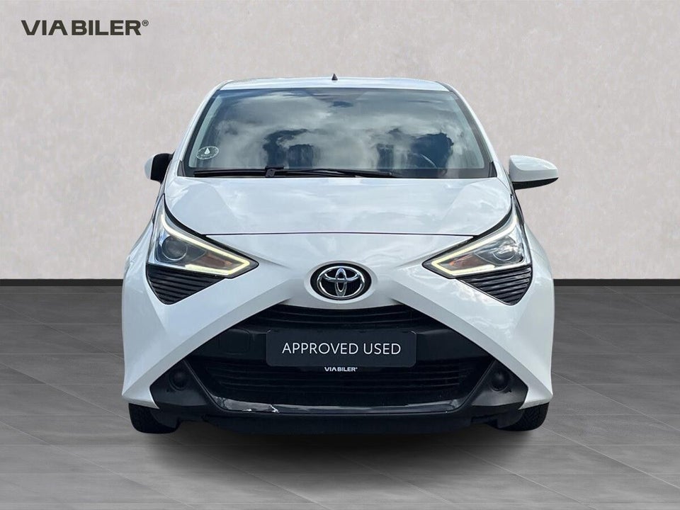 Toyota Aygo 1,0 VVT-i x-pression 5d