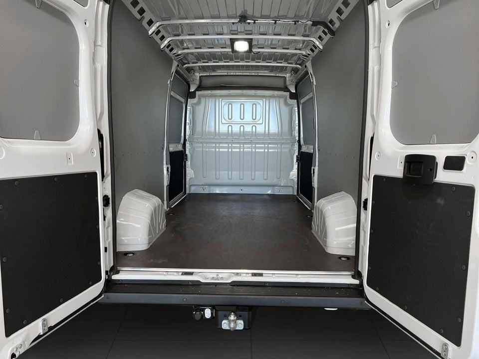 Toyota ProAce Max 2,2 D 140 Comfort Kassevogn L2H2