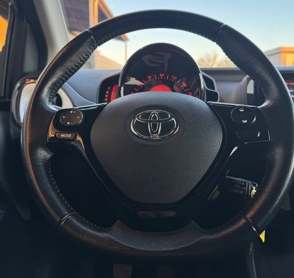 Toyota Aygo 1,0 VVT-i x 5d