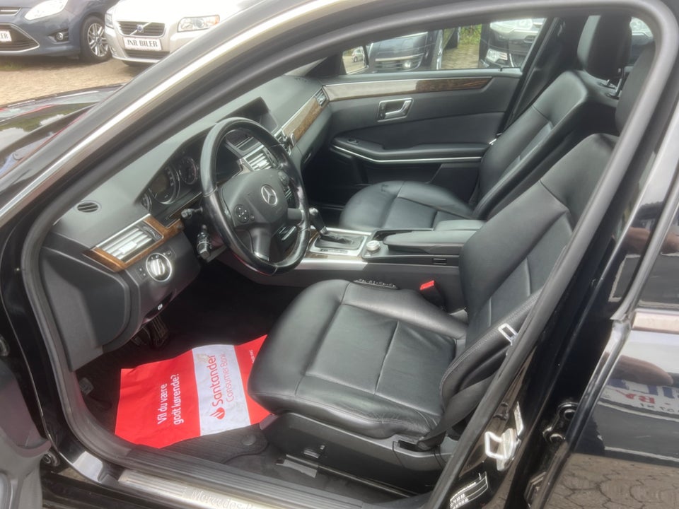 Mercedes E200 2,2 CDi Elegance stc. aut. BE 5d