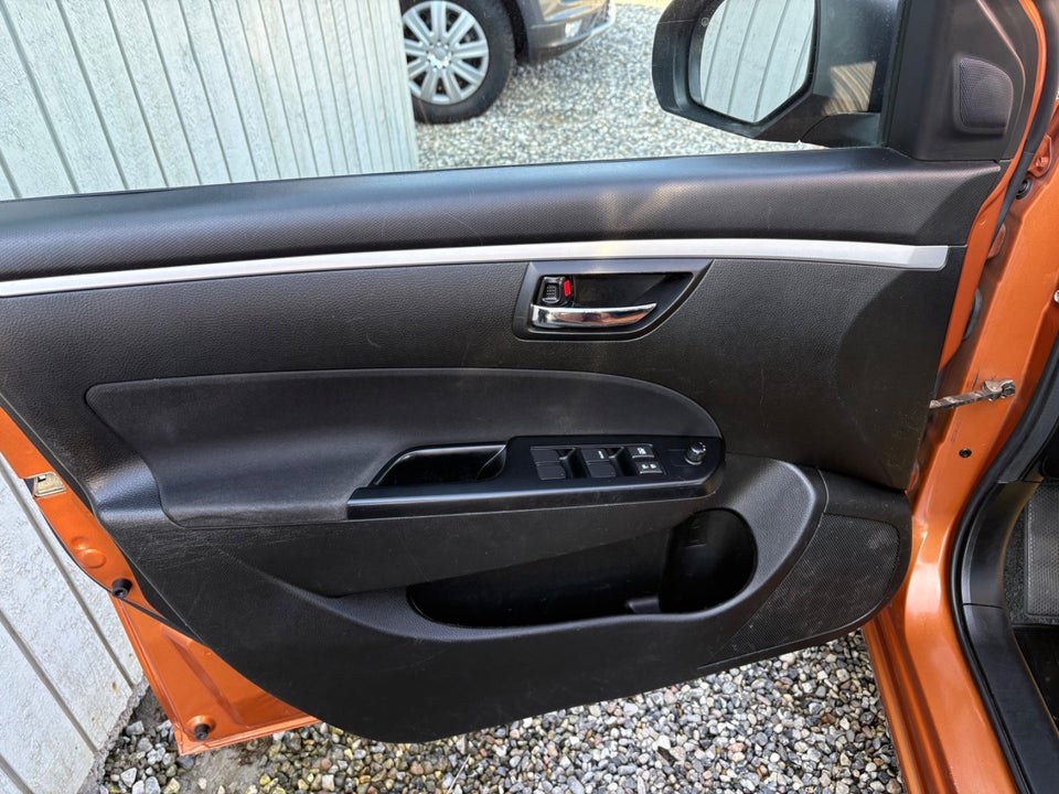 Suzuki Swift 1,2 Dualjet Action 5d