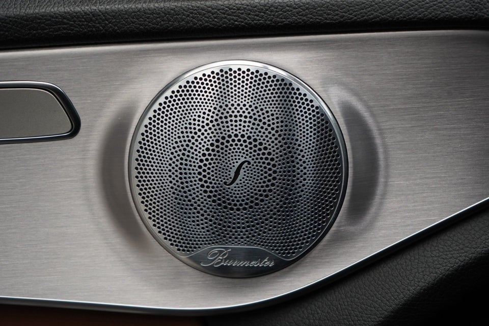 Mercedes C300 de 2,0 Advantage AMG stc. aut. 5d