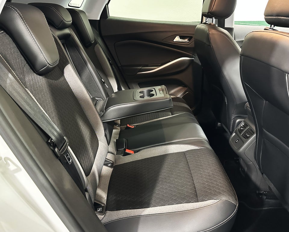 Opel Grandland 1,5 D 130 GS Line aut. 5d