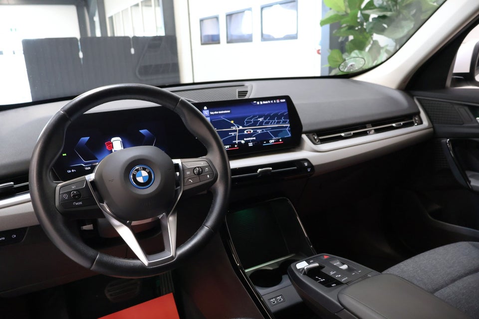 BMW iX1 xDrive30 5d
