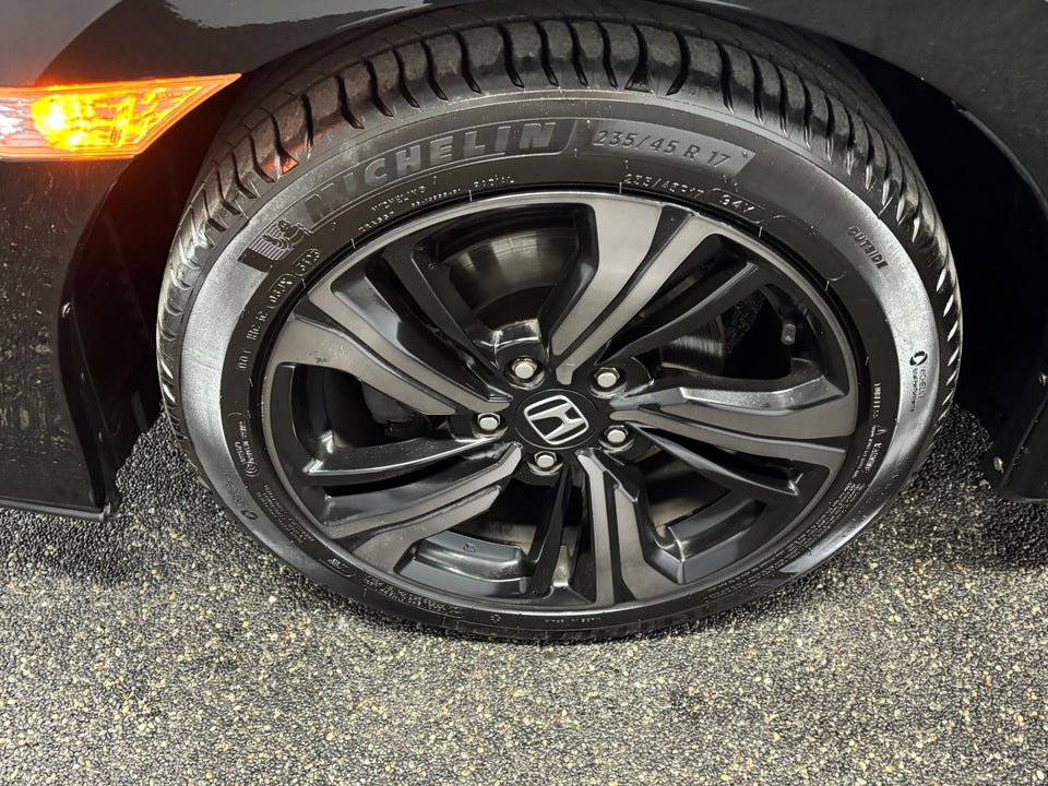 Honda Civic 1,6 i-DTEC Prestige aut. 5d