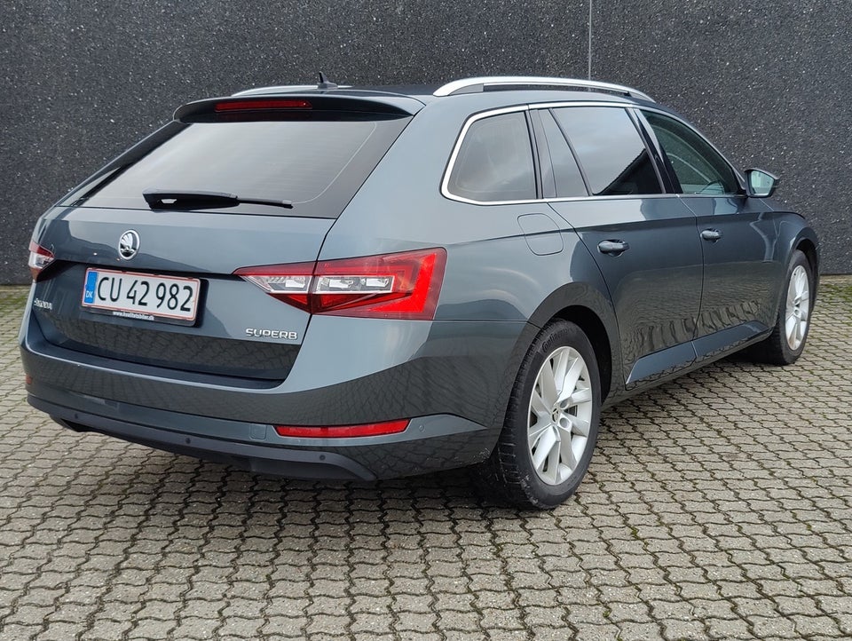 Skoda Superb 1,4 TSi 150 Style Combi DSG 5d