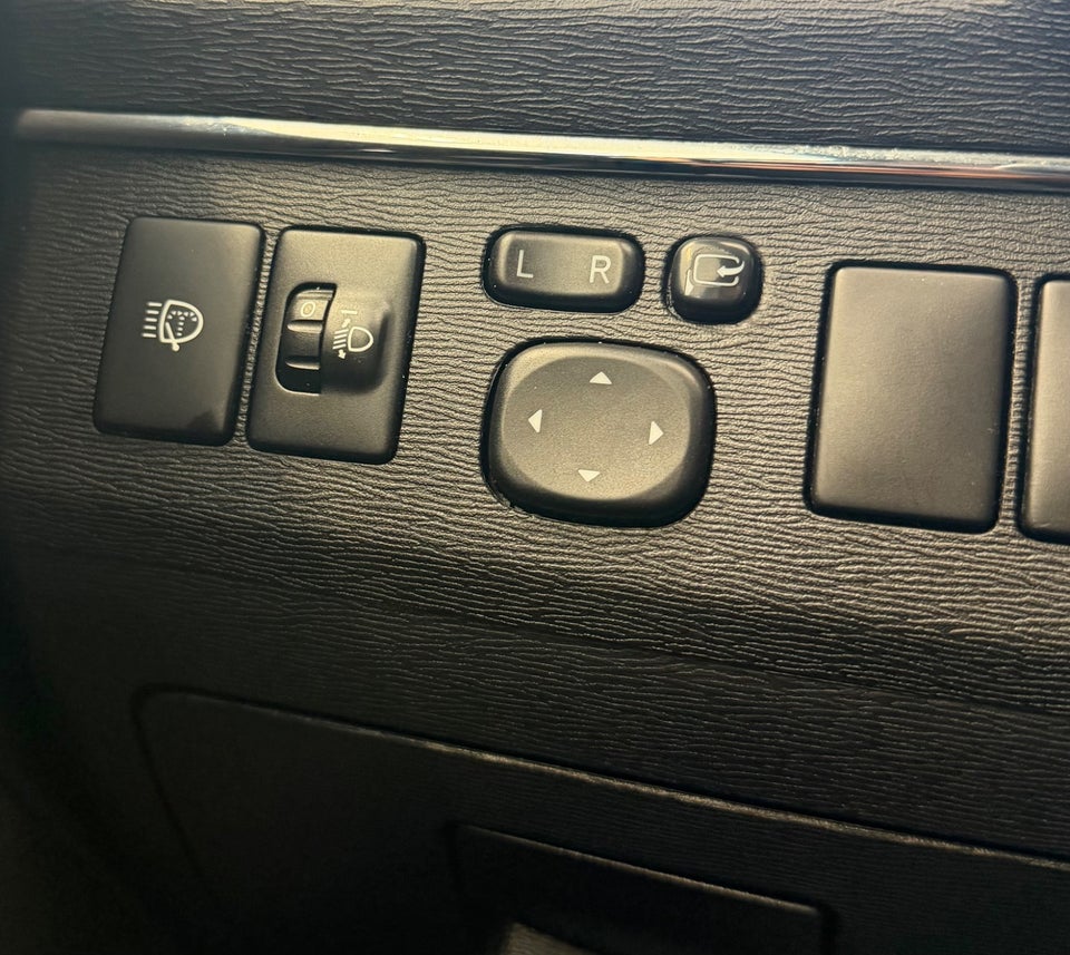 Toyota Avensis 1,8 VVT-i T2 E-CVT 4d